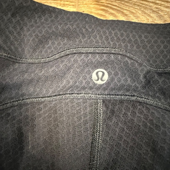 Lululemon Geo Tight 28" Black Lululemon Lab Mesh Hi-Rise, Textured Athletic Sz 6 - Picture 8 of 11